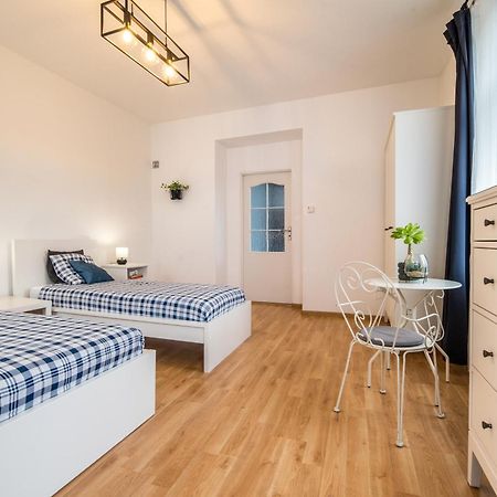 Kawiory 2/22 Appartement Krakau Buitenkant foto